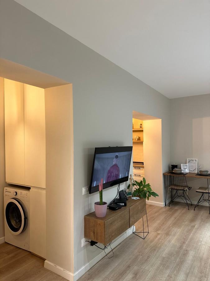 4Seasonsgea , Deluxe Studio , City Centre , Tiranë Eksteriør bilde